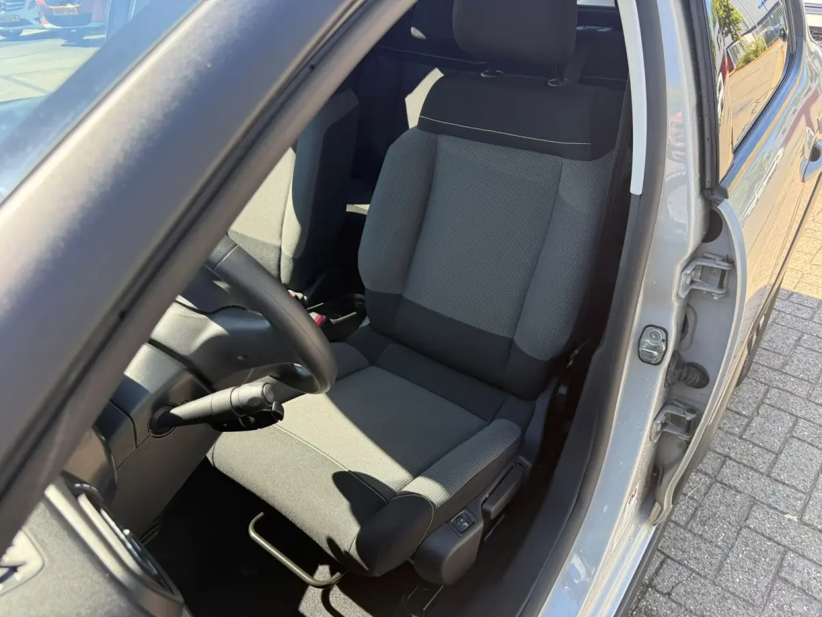 1.2 PureTech Feel, Facelift, Navi, Dealer auto. INC BTW, 1ste eigenaar