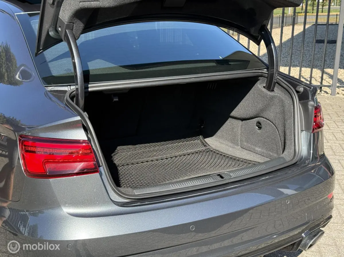 RS3 2.5 TFSI quattro NL auto + History | Full Option