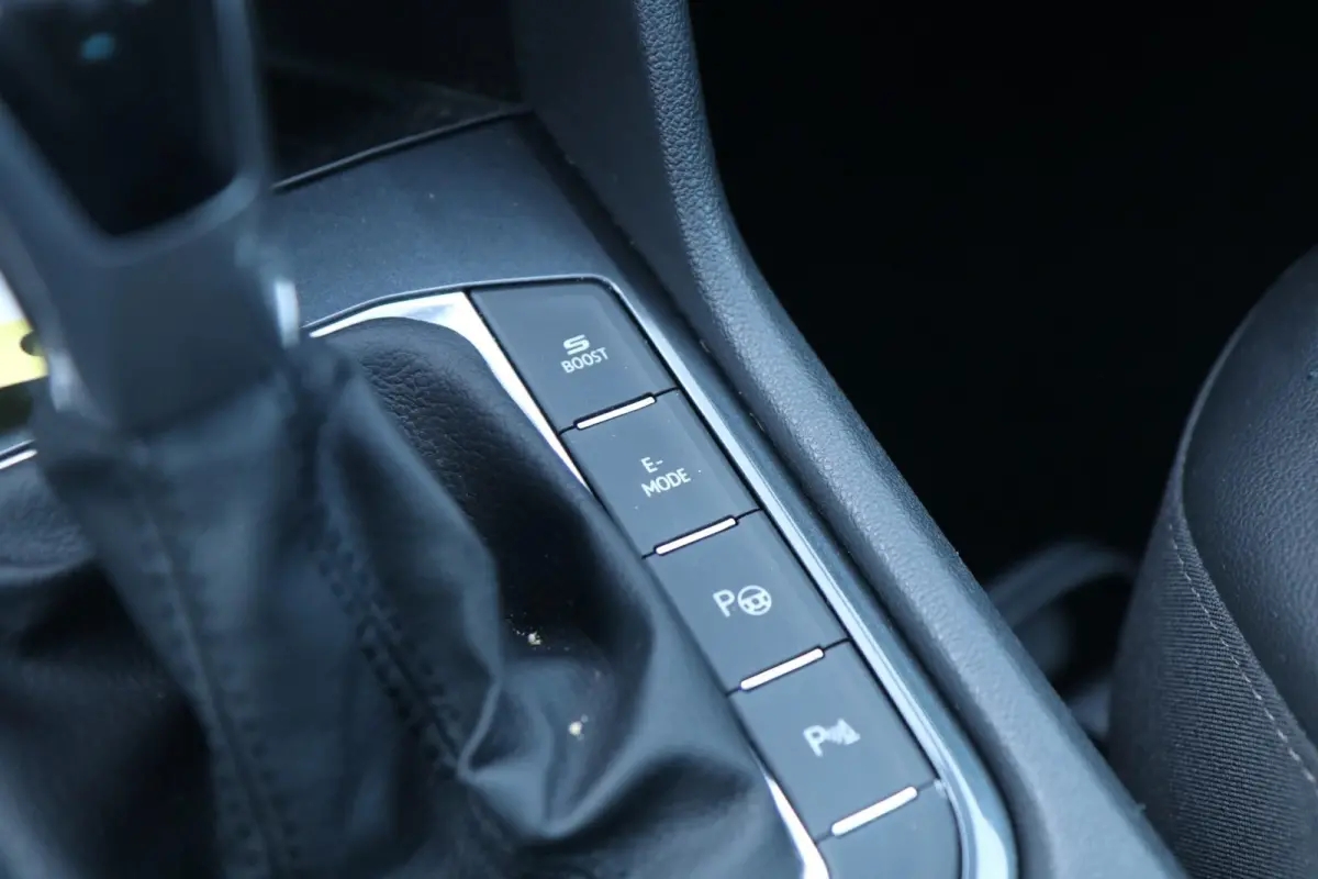 1.4 TSI e-Hybrid 245pk PHEV Xcellence | SoH 90% | Trekhaak | Panoramadak | Navigatie | Achteruitrijcamera