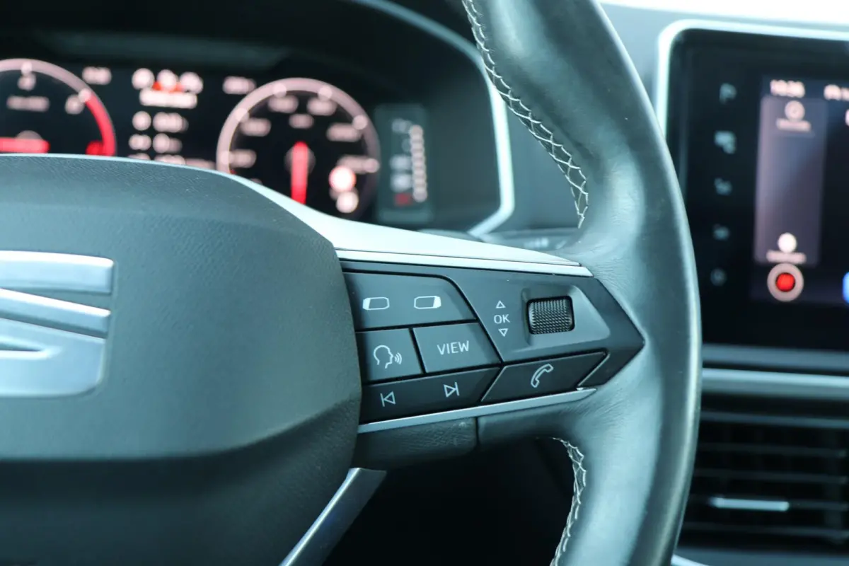 1.4 TSI e-Hybrid 245pk PHEV Xcellence | SoH 90% | Trekhaak | Panoramadak | Navigatie | Achteruitrijcamera