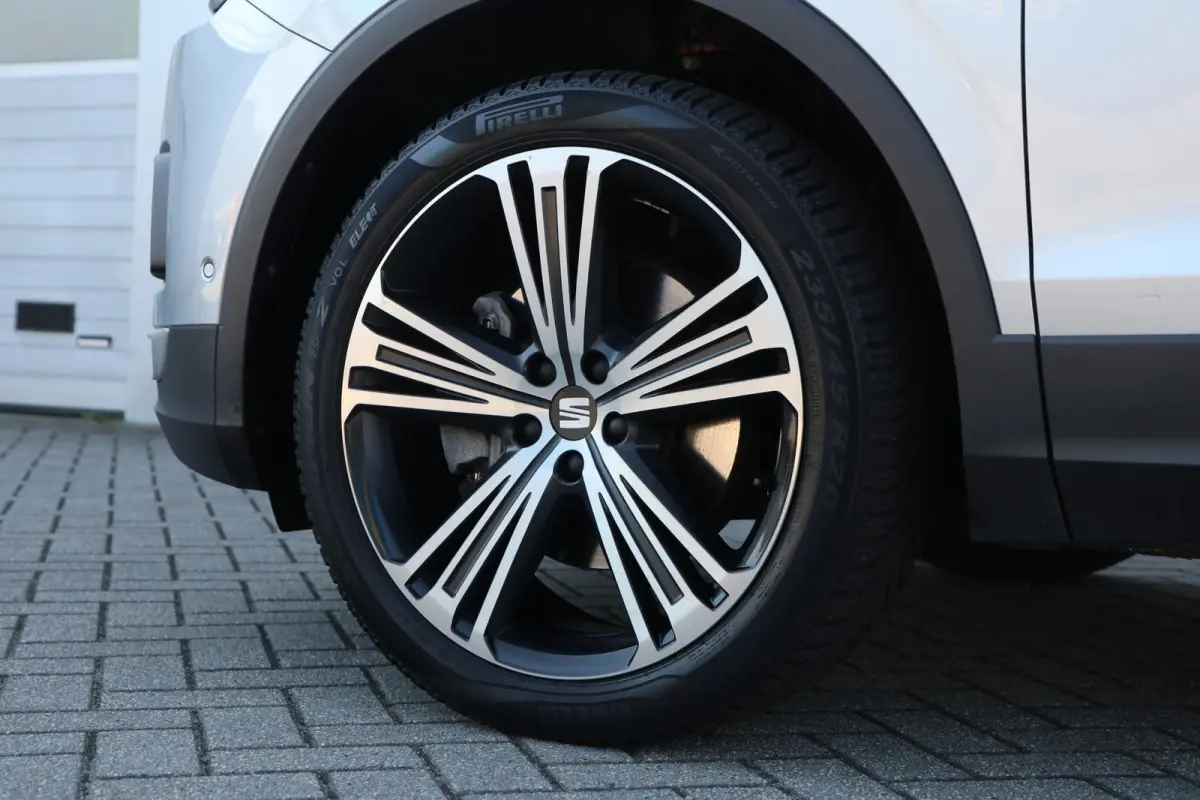 1.4 TSI e-Hybrid 245pk PHEV Xcellence | SoH 90% | Trekhaak | Panoramadak | Navigatie | Achteruitrijcamera