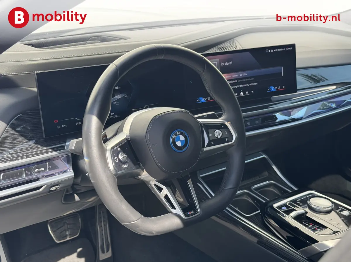 xDrive60 106 kWh M-Sport Pro Panoramadak NL Auto! | Bowers&Wilkins | Driving Assistand Professional | Stoel/ stuurverwarming | 360 Camera | Head-Up Display