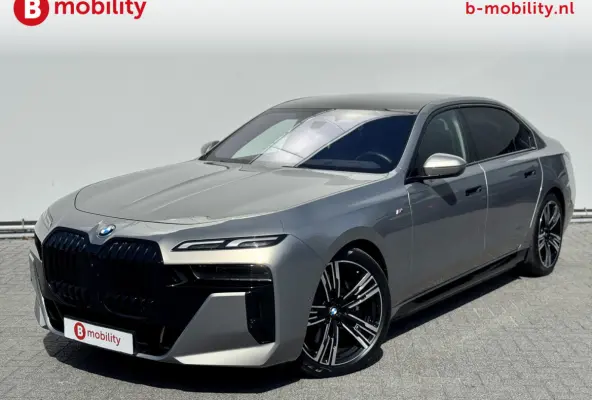 xDrive60 106 kWh M-Sport Pro Panoramadak NL Auto! | Bowers&Wilkins | Driving Assistand Professional | Stoel/ stuurverwarming | 360 Camera | Head-Up Display