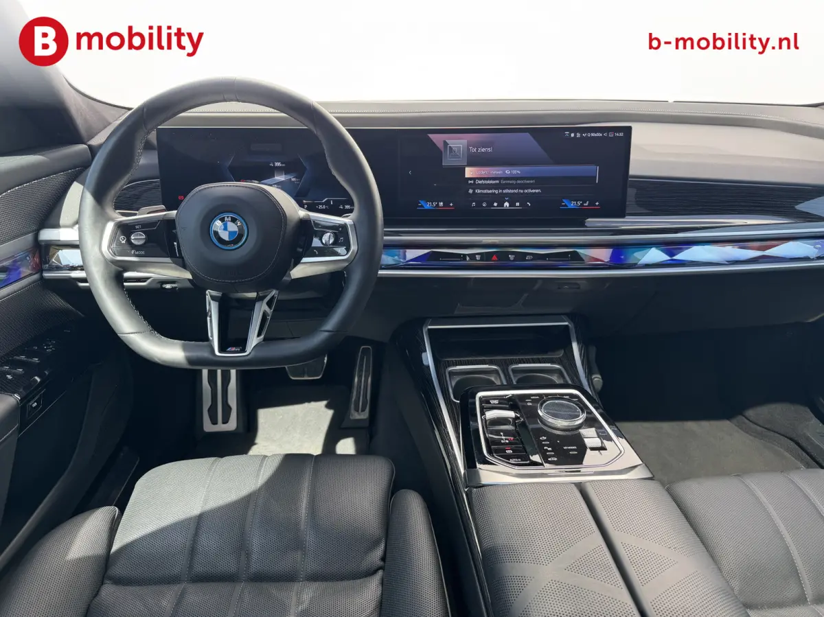 xDrive60 106 kWh M-Sport Pro Panoramadak NL Auto! | Bowers&Wilkins | Driving Assistand Professional | Stoel/ stuurverwarming | 360 Camera | Head-Up Display