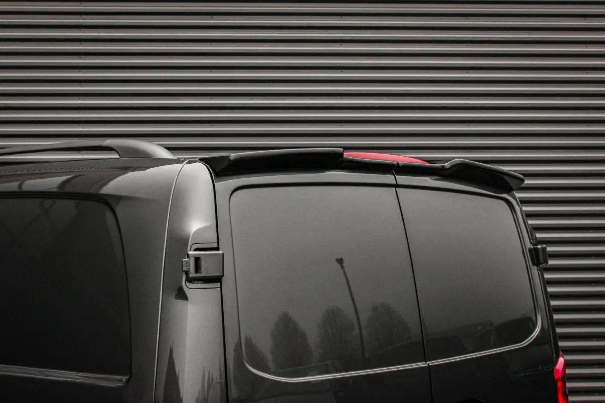 119 CDI L2 SELECT LANG LEDEREN BEKLEDING / 2XSCHUIFDEUR / BPM VRIJ / VERLAAGD / AMG / APPLE CARPLAY / FULLBLACK