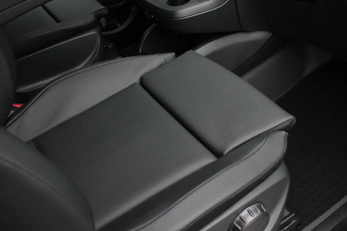 119 CDI L2 SELECT LANG LEDEREN BEKLEDING / 2XSCHUIFDEUR / BPM VRIJ / VERLAAGD / AMG / APPLE CARPLAY / FULLBLACK