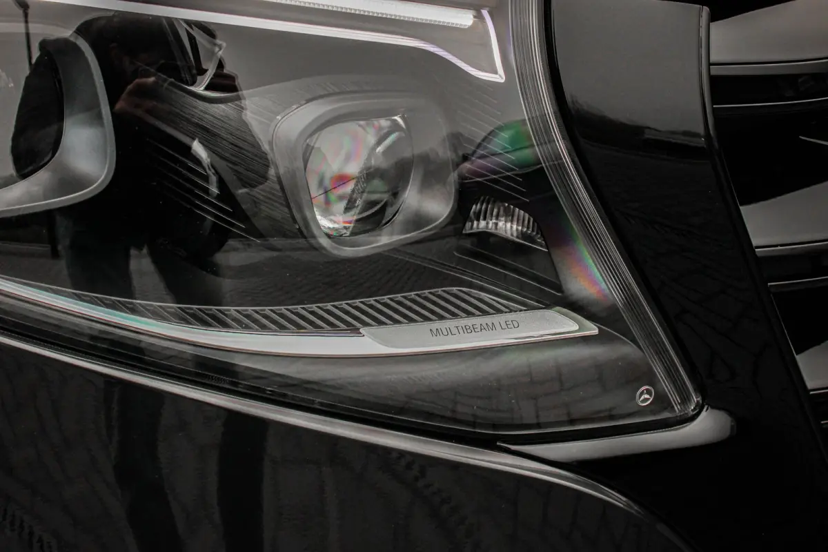119 CDI L2 SELECT LANG LEDEREN BEKLEDING / 2XSCHUIFDEUR / BPM VRIJ / VERLAAGD / AMG / APPLE CARPLAY / FULLBLACK