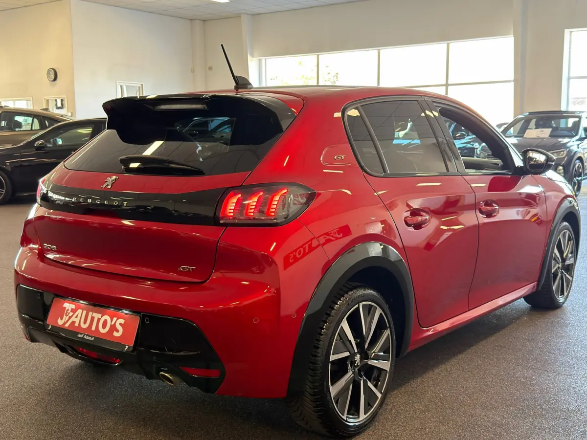 1.2 PureTech GT-Line|NAVI|CAMERA|PANORAMA|CRUISE