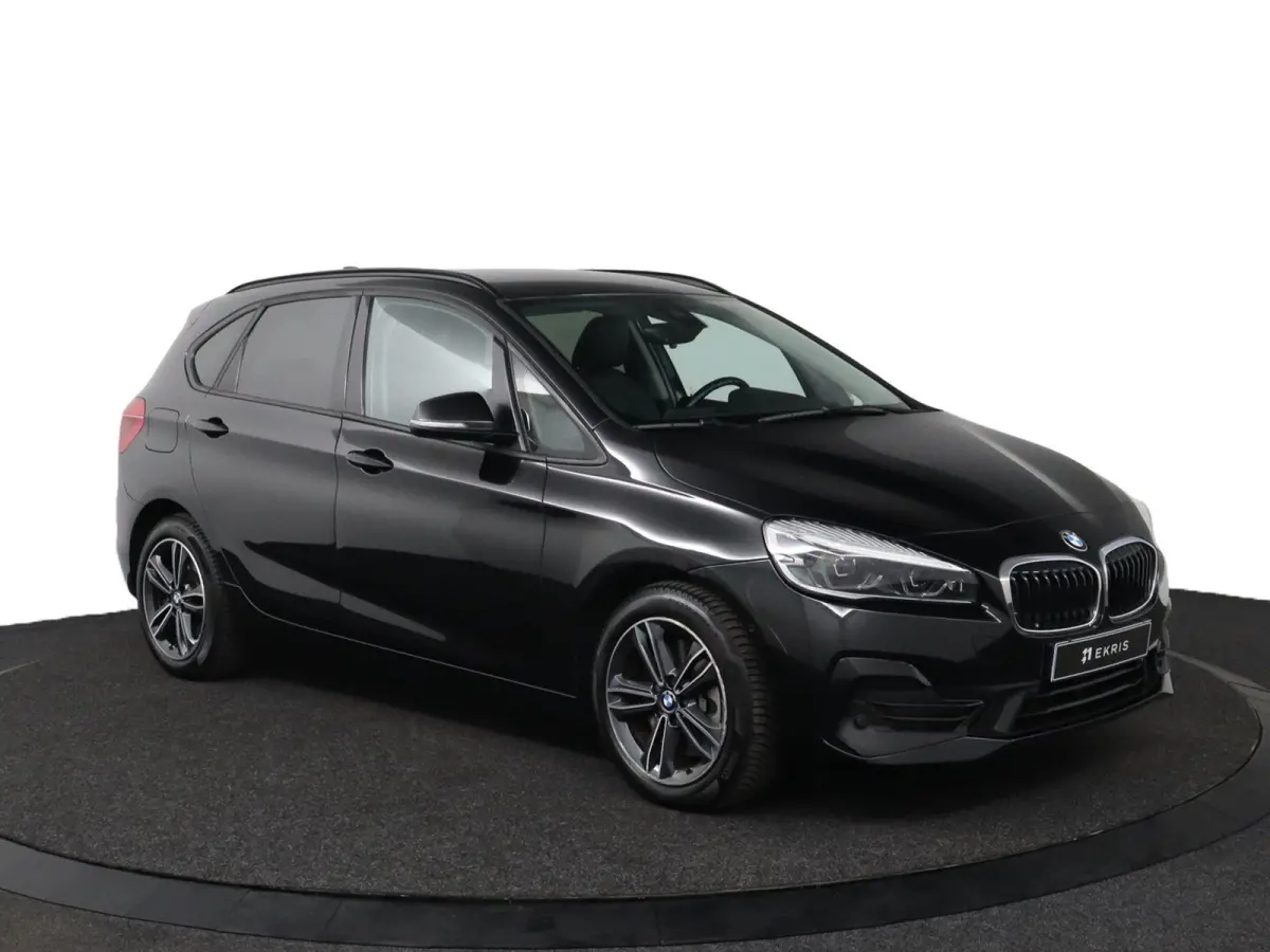 225xe iPerformance | SOH 80% | Cruise control | voorstoelen verwarmd | elektrisch bedienbare achterklep |