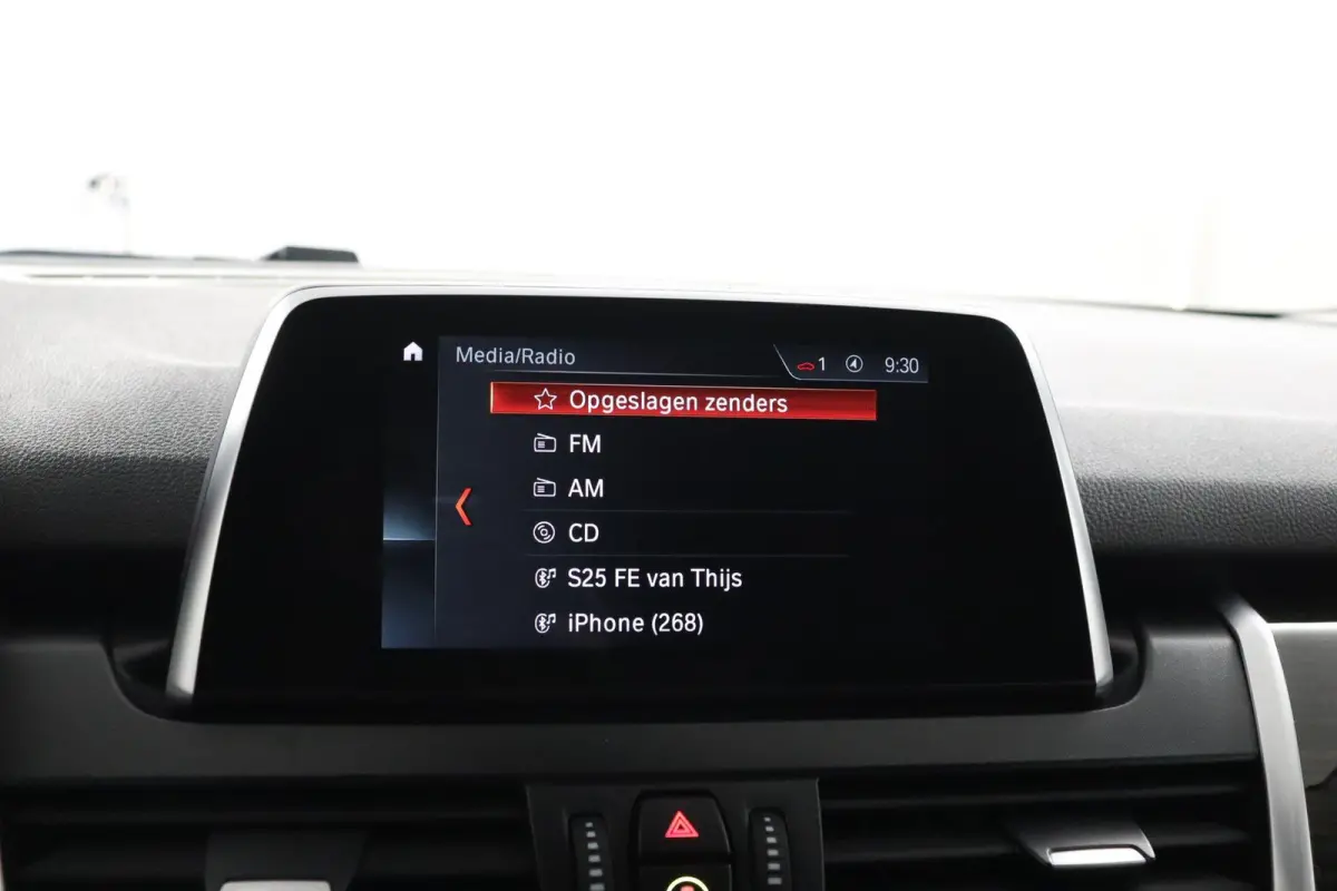 225xe iPerformance | SOH 80% | Cruise control | voorstoelen verwarmd | elektrisch bedienbare achterklep |
