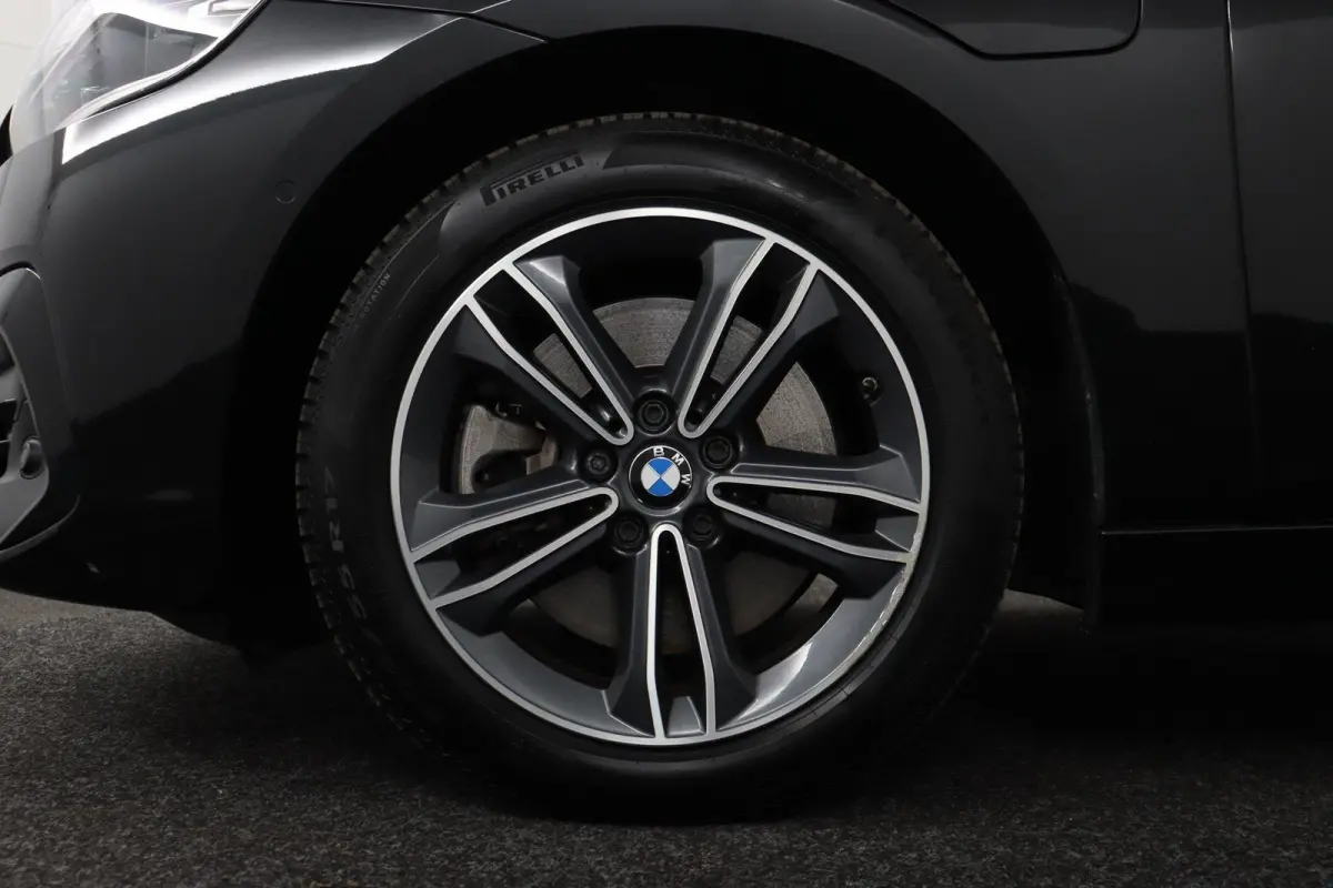225xe iPerformance | SOH 80% | Cruise control | voorstoelen verwarmd | elektrisch bedienbare achterklep |