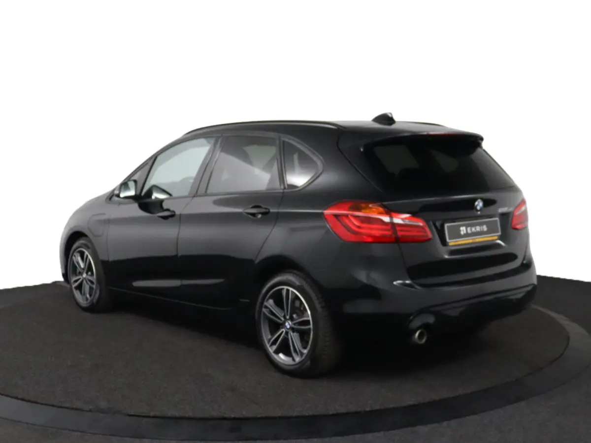 225xe iPerformance | SOH 80% | Cruise control | voorstoelen verwarmd | elektrisch bedienbare achterklep |