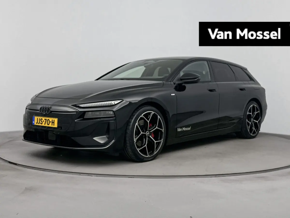 S edition 83 kWh | 21 inch velgen | Luchtvering | 360 graden camera | Stoelverwarming/-ventilatie | MMI bijrijdersdisplay | Adaptieve cruise control | Trekhaak wegklapbaar