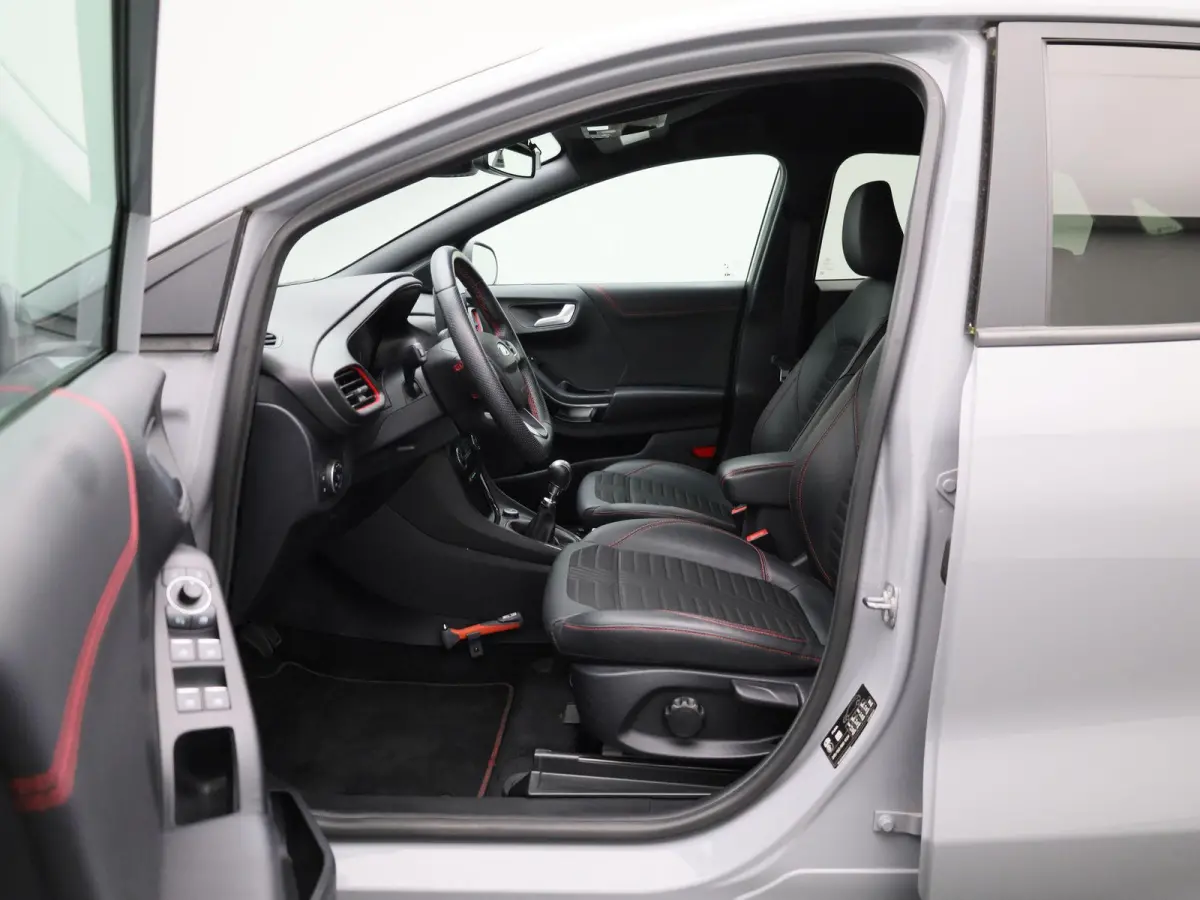1.0 EcoBoost ST-Line X | Cruise Control | Trekhaak | B&O | Parkeersenoren Achter | Half ledere bekleding | Navigatie |