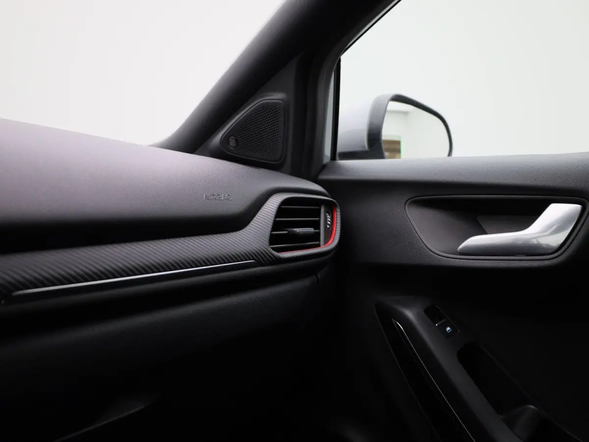 1.0 EcoBoost ST-Line X | Cruise Control | Trekhaak | B&O | Parkeersenoren Achter | Half ledere bekleding | Navigatie |