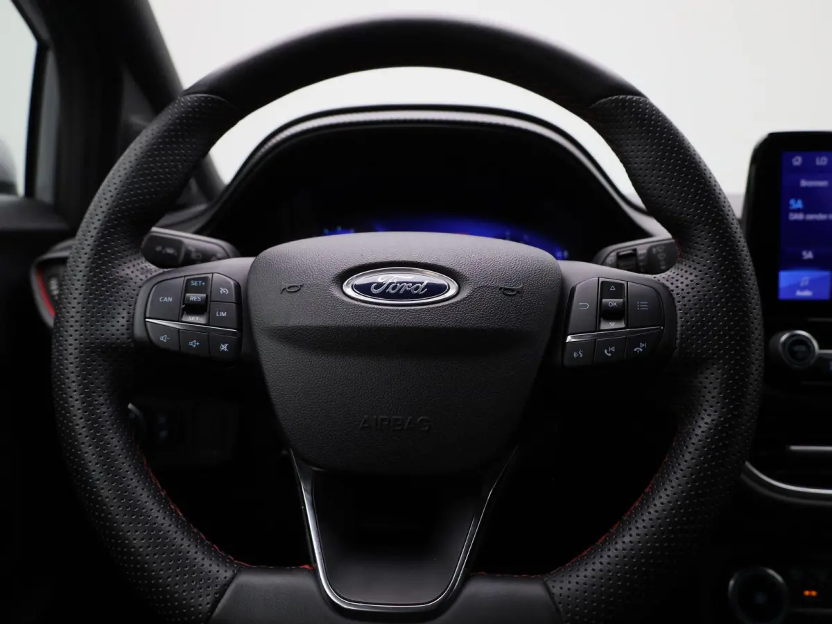 1.0 EcoBoost ST-Line X | Cruise Control | Trekhaak | B&O | Parkeersenoren Achter | Half ledere bekleding | Navigatie |