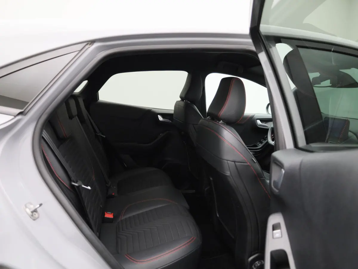 1.0 EcoBoost ST-Line X | Cruise Control | Trekhaak | B&O | Parkeersenoren Achter | Half ledere bekleding | Navigatie |