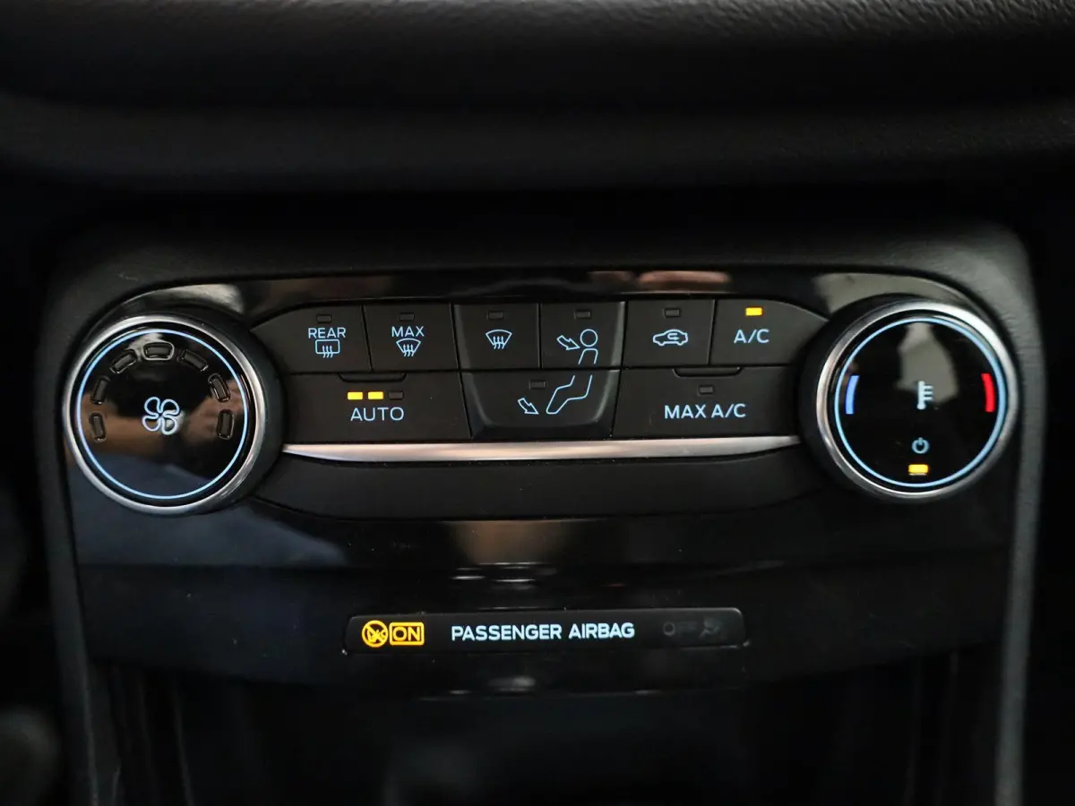 1.0 EcoBoost ST-Line X | Cruise Control | Trekhaak | B&O | Parkeersenoren Achter | Half ledere bekleding | Navigatie |