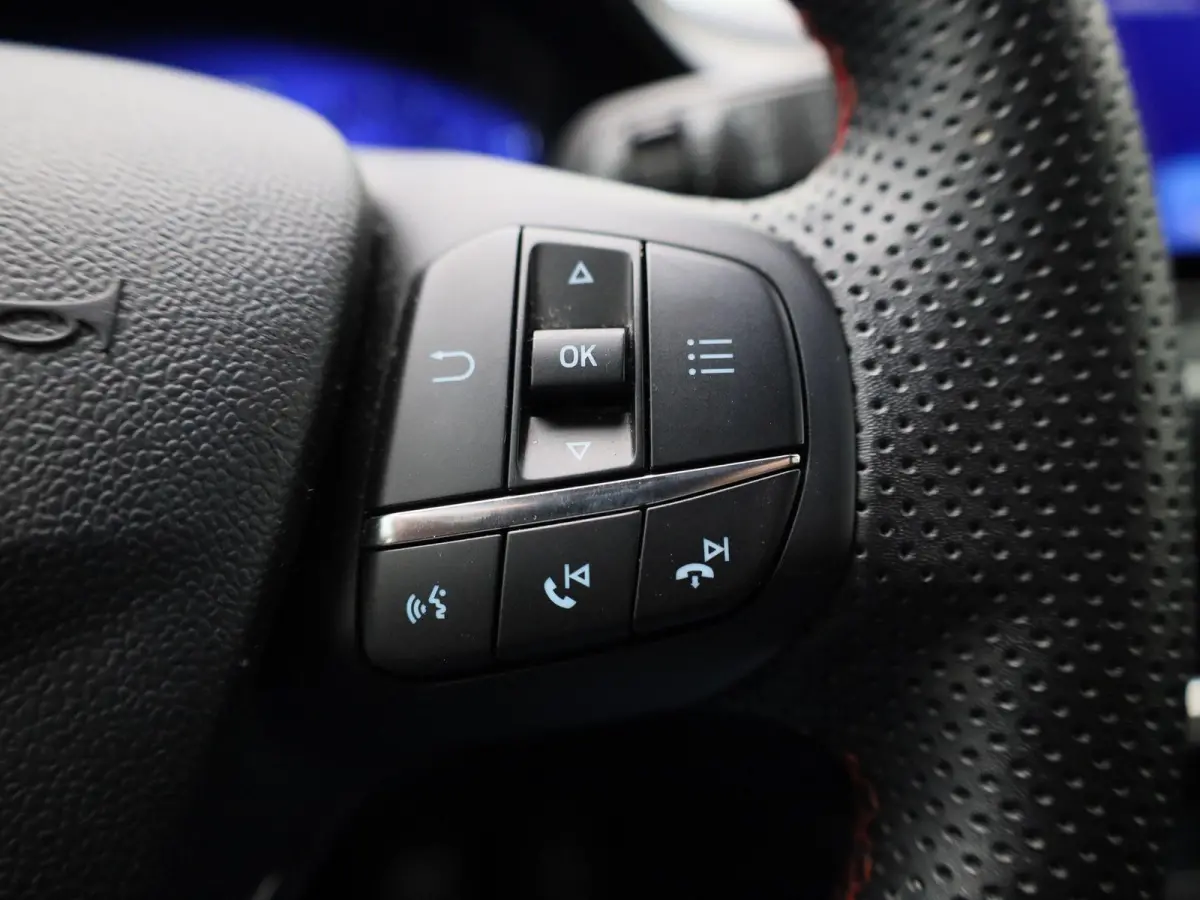 1.0 EcoBoost ST-Line X | Cruise Control | Trekhaak | B&O | Parkeersenoren Achter | Half ledere bekleding | Navigatie |