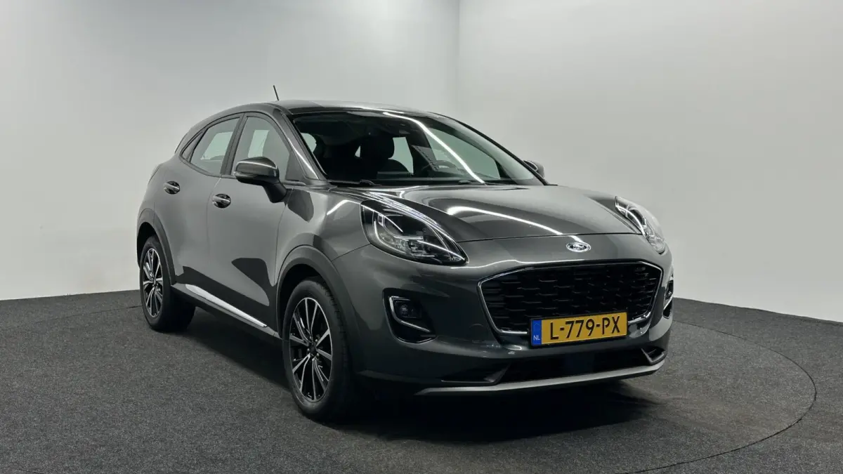 1.0 EcoBoost Titanium NAVI CRUISE LM ECC CARPLAY.