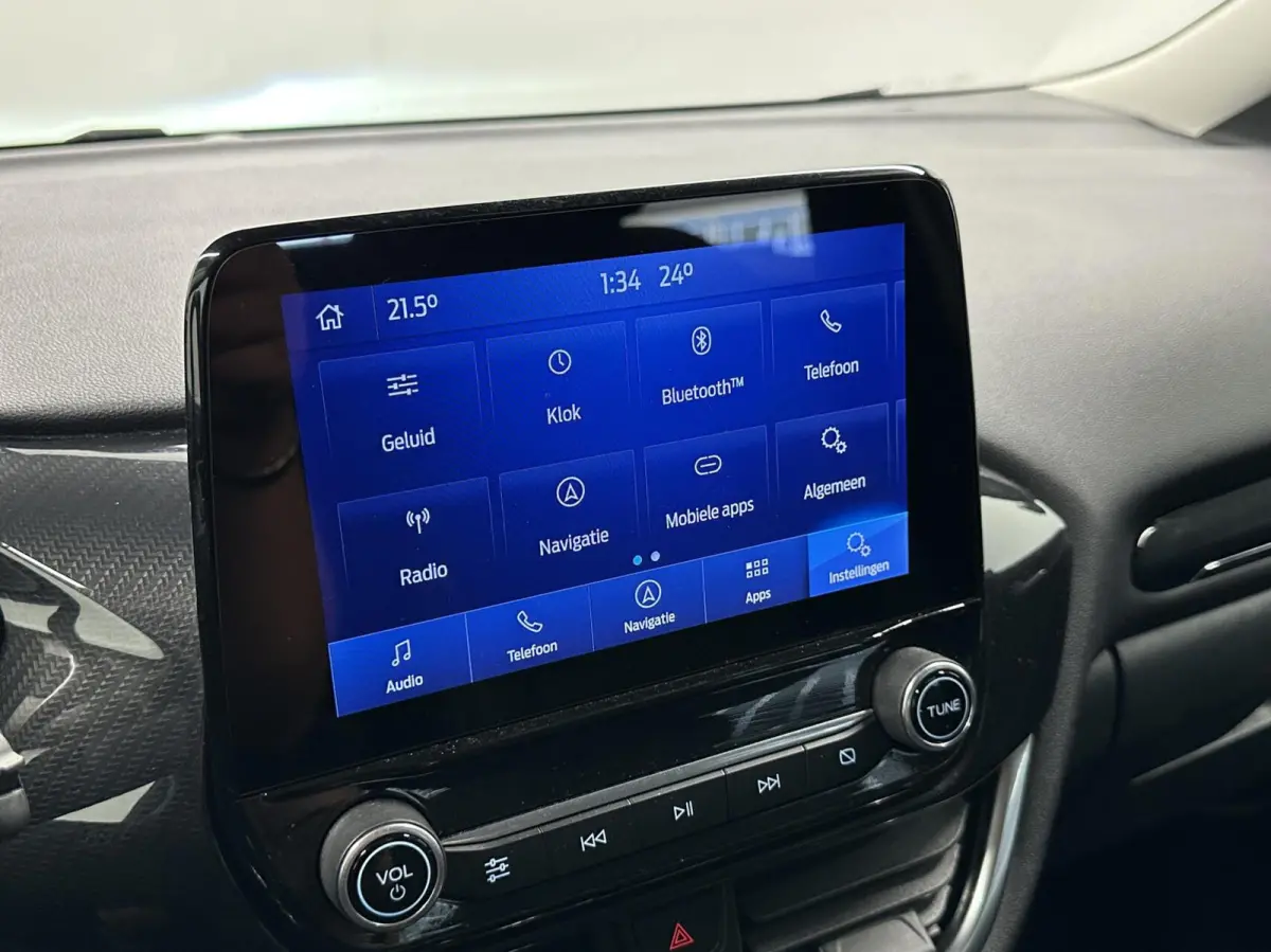 1.0 EcoBoost Titanium NAVI CRUISE LM ECC CARPLAY.
