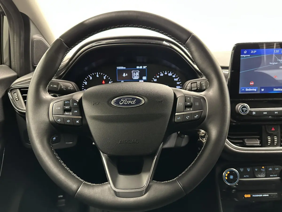 1.0 EcoBoost Titanium NAVI CRUISE LM ECC CARPLAY.