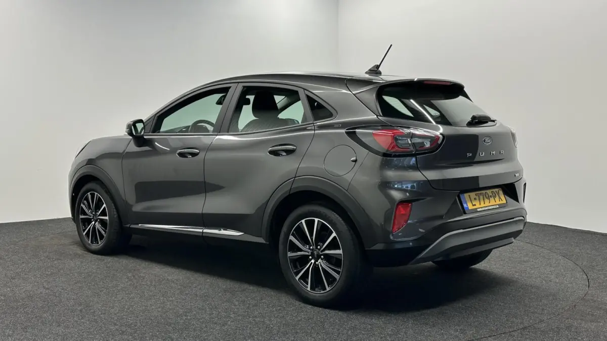 1.0 EcoBoost Titanium NAVI CRUISE LM ECC CARPLAY.