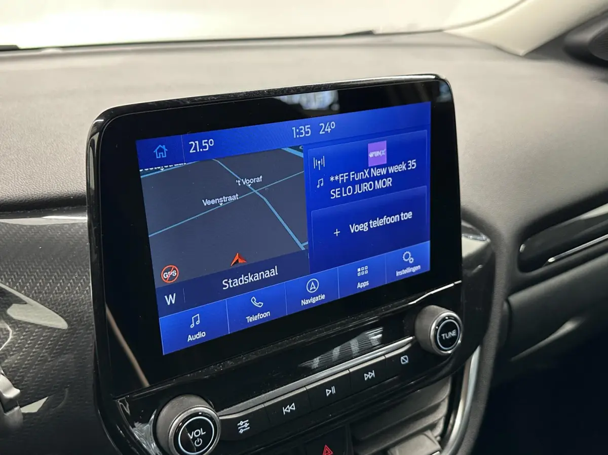 1.0 EcoBoost Titanium NAVI CRUISE LM ECC CARPLAY.