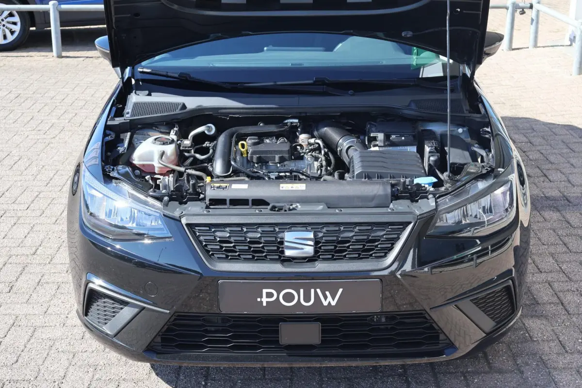 1.0 EcoTSI 95pk Style | Climate Control | Carplay | PDC | DAB radio