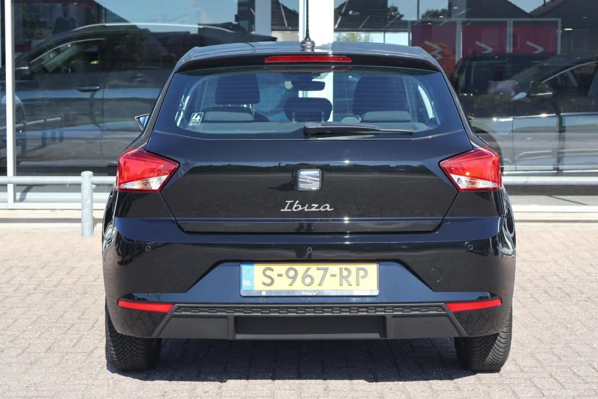 1.0 EcoTSI 95pk Style | Climate Control | Carplay | PDC | DAB radio
