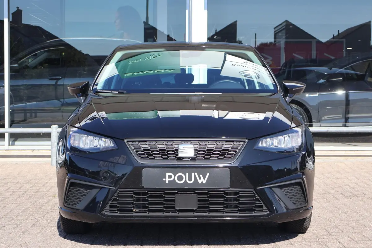 1.0 EcoTSI 95pk Style | Climate Control | Carplay | PDC | DAB radio