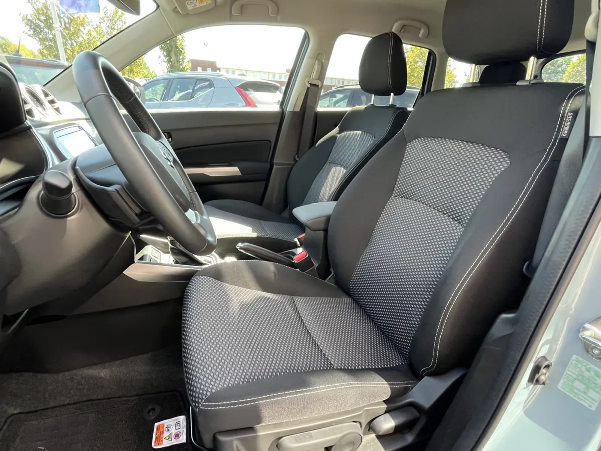 1.4 Boosterjet Smart Hybrid AllGrip Select Automaat | In meerdere kleuren uit voorraad leverbaar | Adapt. Cruise | Camera | Dodehoek | Rijstrook | Stoelverwarming | etc. etc.