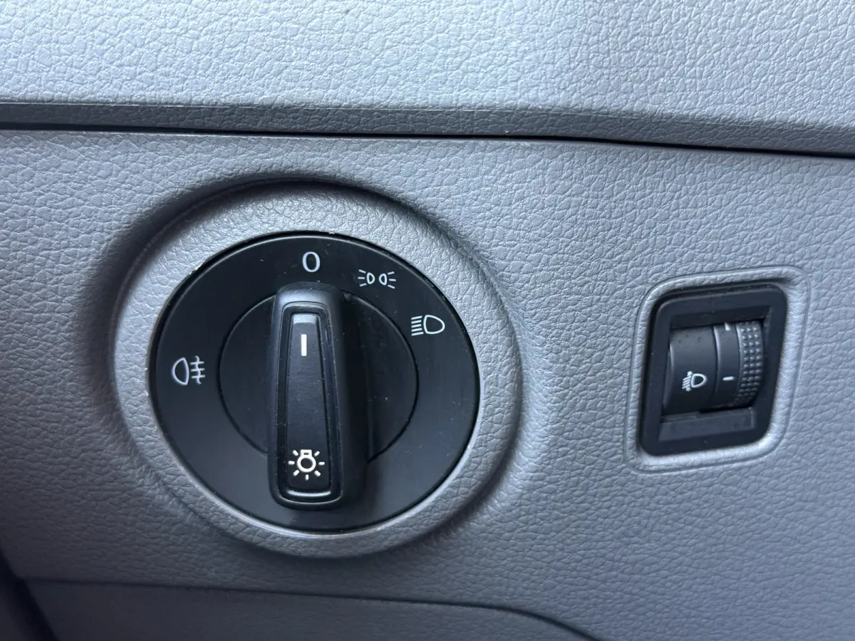 35 2.0 Standaard Hoog | Camera | Carplay | Cruisec.