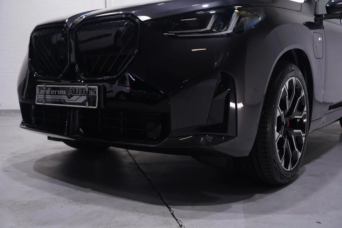 30e xDrive M Sport Pro 100% SOH Stoelverwarming v+a Stuurverwarming Stoelventilatie voor Head up display Harman/kardon Memory bestuurderstoel Apple carplay/android auto Adaptive cruise contr