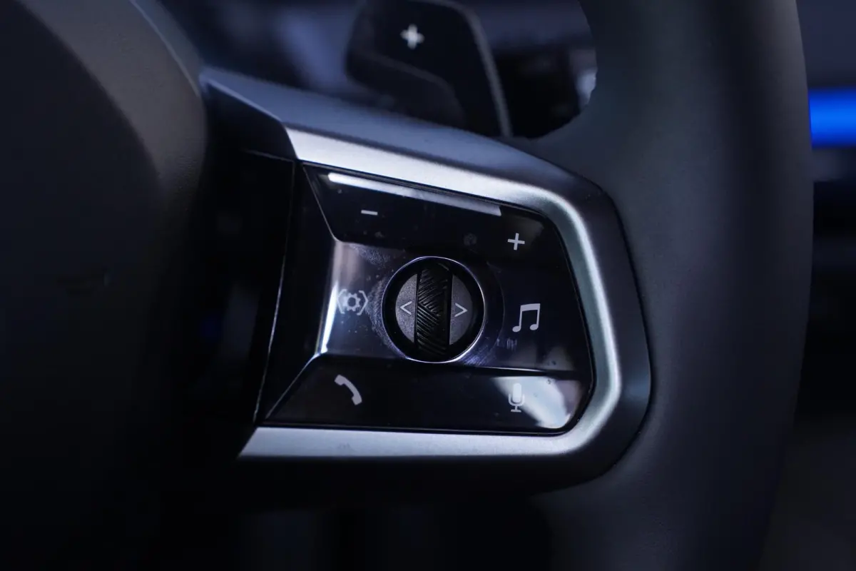 30e xDrive M Sport Pro 100% SOH Stoelverwarming v+a Stuurverwarming Stoelventilatie voor Head up display Harman/kardon Memory bestuurderstoel Apple carplay/android auto Adaptive cruise contr