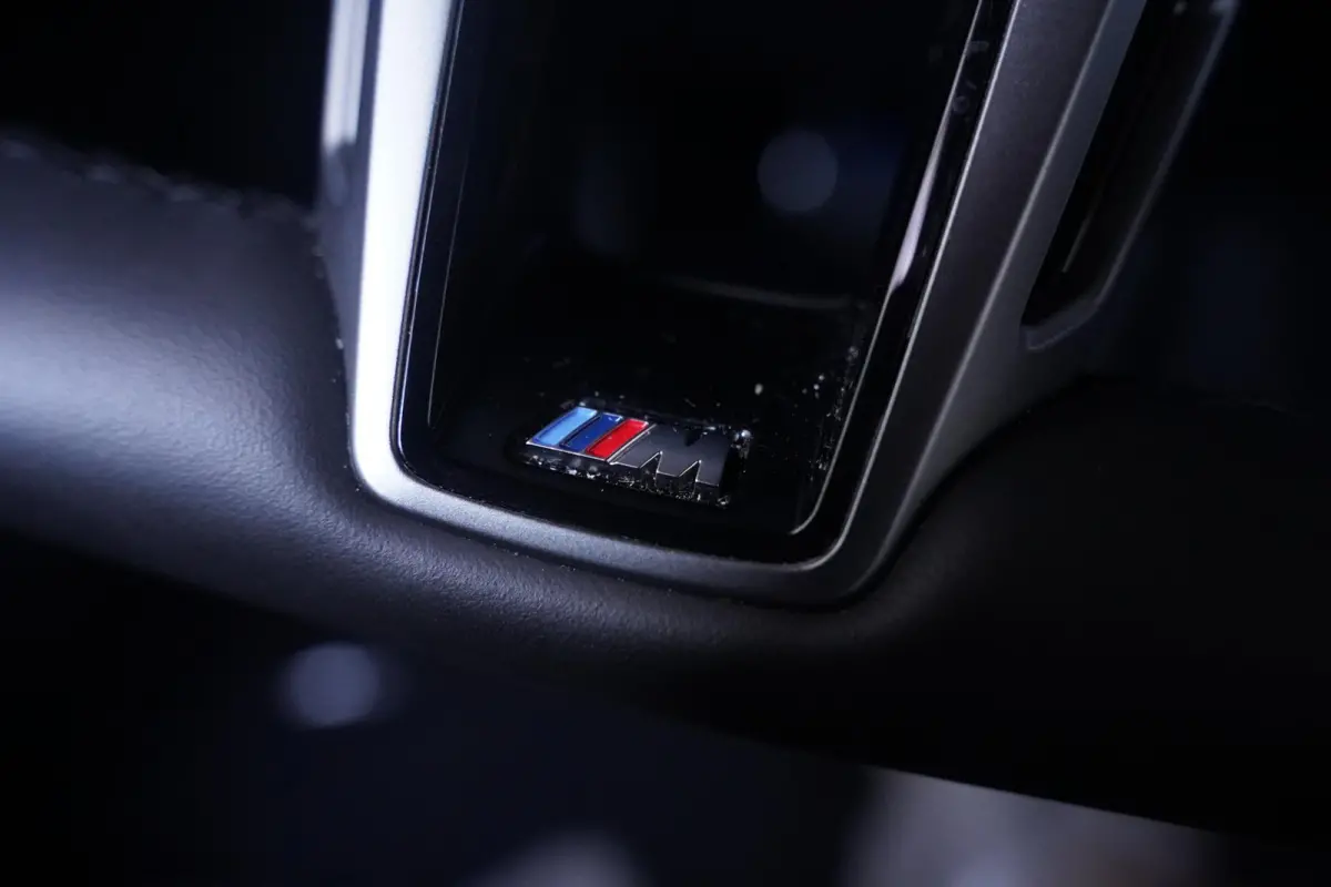 30e xDrive M Sport Pro 100% SOH Stoelverwarming v+a Stuurverwarming Stoelventilatie voor Head up display Harman/kardon Memory bestuurderstoel Apple carplay/android auto Adaptive cruise contr
