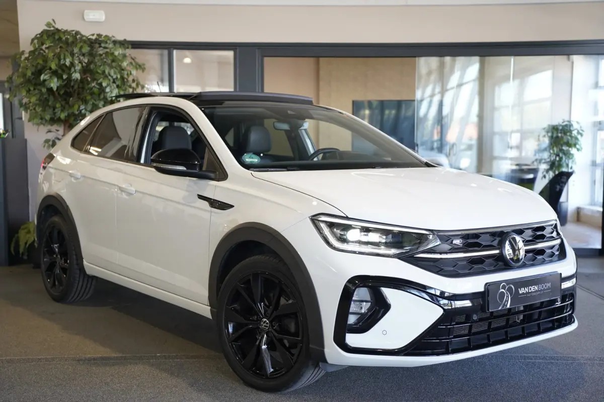 1.5 TSI 2x R-Line Black Style Pano IQ Led Virtual Trekhaak ACC