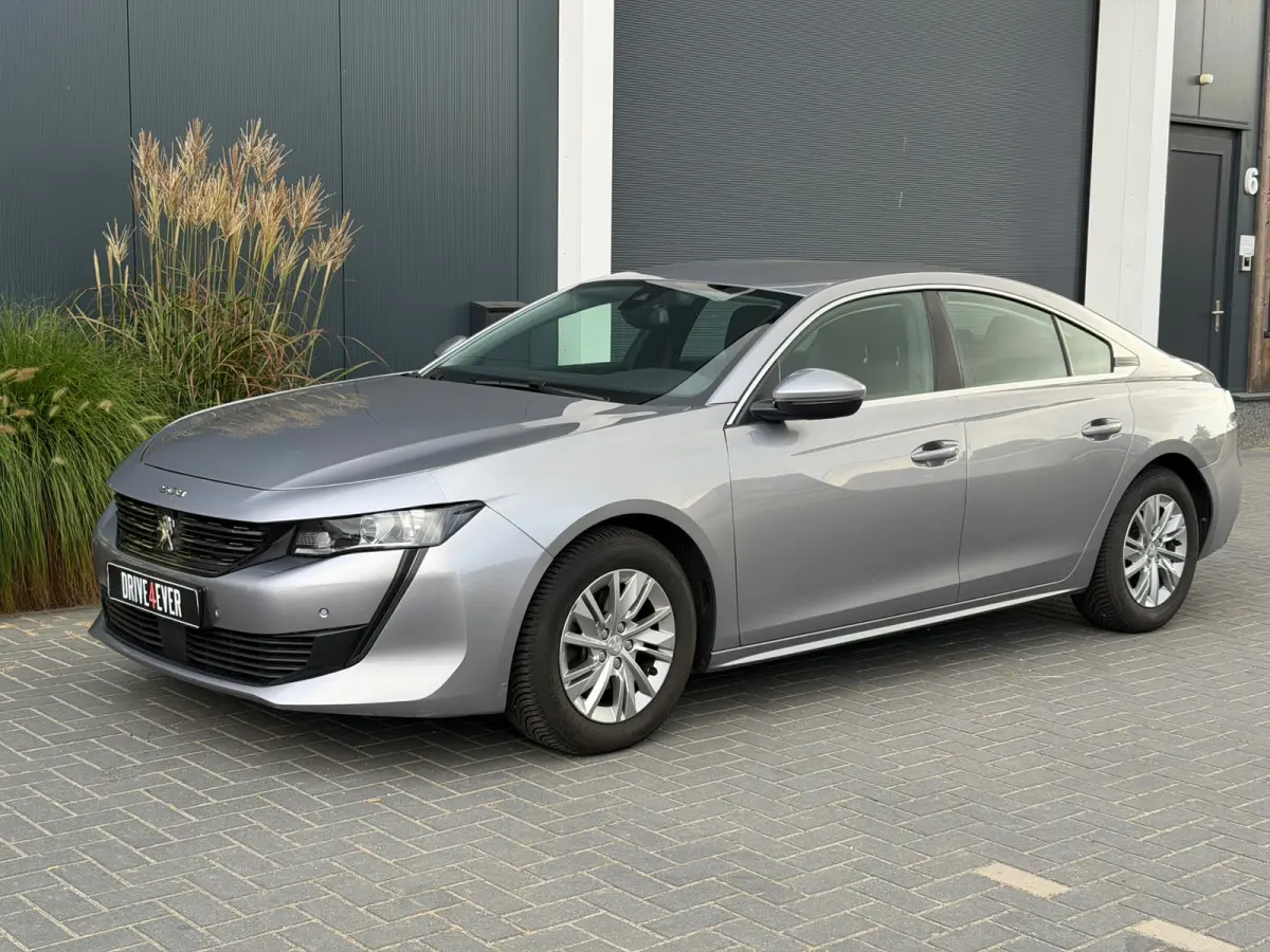 1.2 PureTech Allure m22 NAVI|CAMERA|CLIMATE|SPORTVELGEN