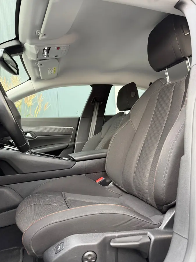 1.2 PureTech Allure m22 NAVI|CAMERA|CLIMATE|SPORTVELGEN
