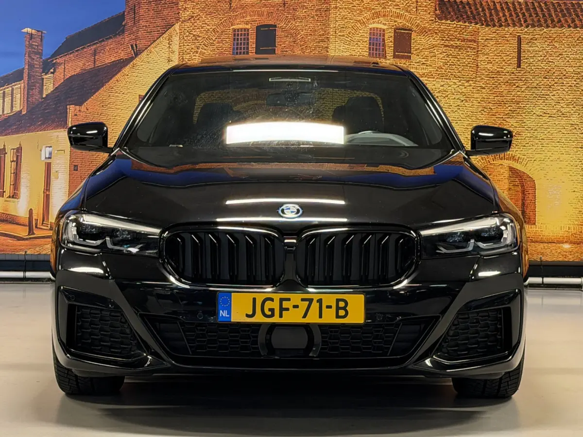 530e High Exe M-Sport Aut Schuifdak Camera LED soh 92%