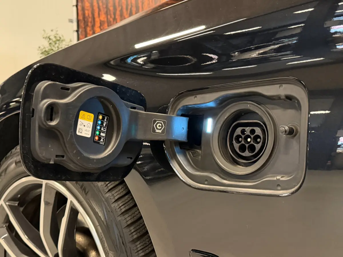 530e High Exe M-Sport Aut Schuifdak Camera LED soh 92%