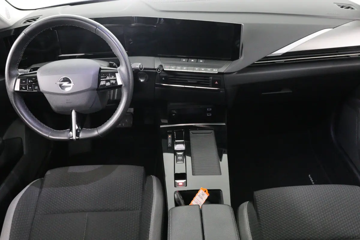 1.6 Hybrid Edition | Dealer Onderhouden! | SOH 94% | LED | Cruise Adaptive | Navi By App | Keyless Start | Clima | Parkeersensoren V+A | Lichtmetalen Velgen