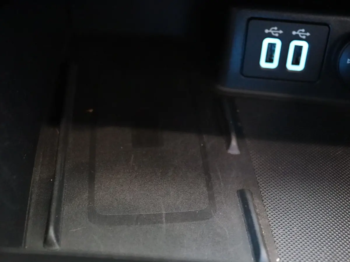 225pk PHEV Vignale Apple Carplay/Android Auto | Climate