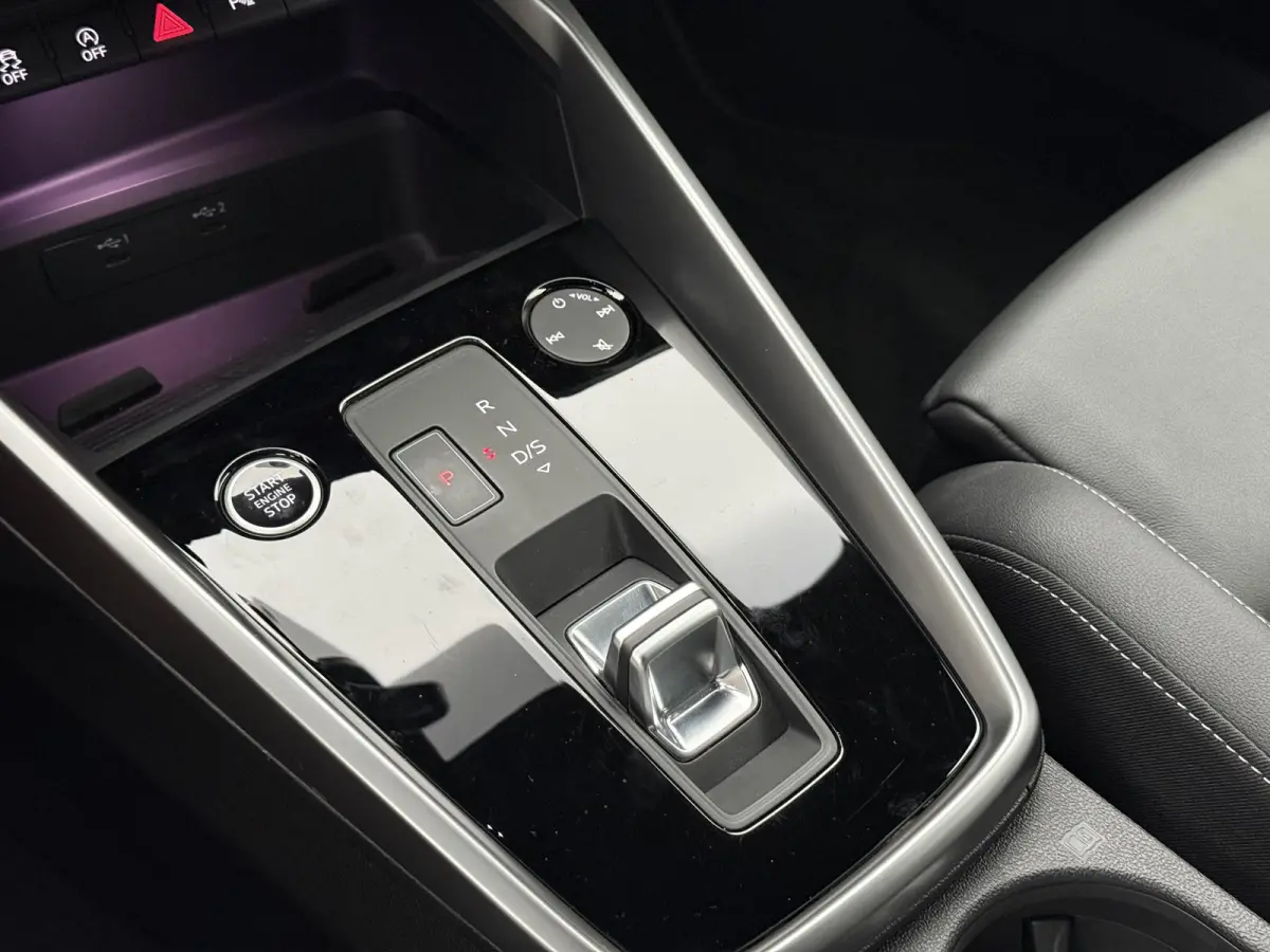 35 TFSI S edition | Standkachel | Leer |