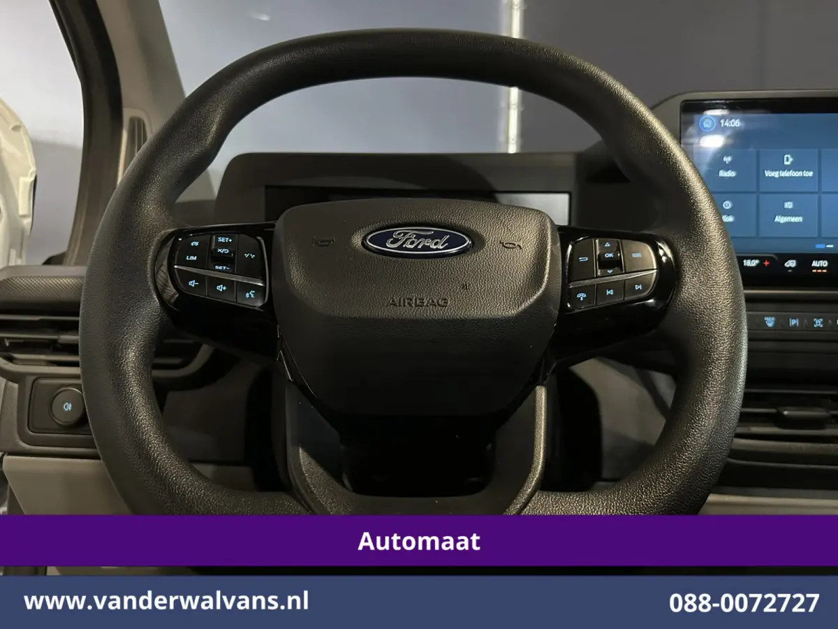 2.0 TDCI 136pk Automaat L1H1 Euro6 Airco | Camera | Apple Carplay | Cruisecontrol | LED | 2740kg trekhaak Android Auto, Parkeersensoren, Verwarmde voorruit, Bijrijdersbank