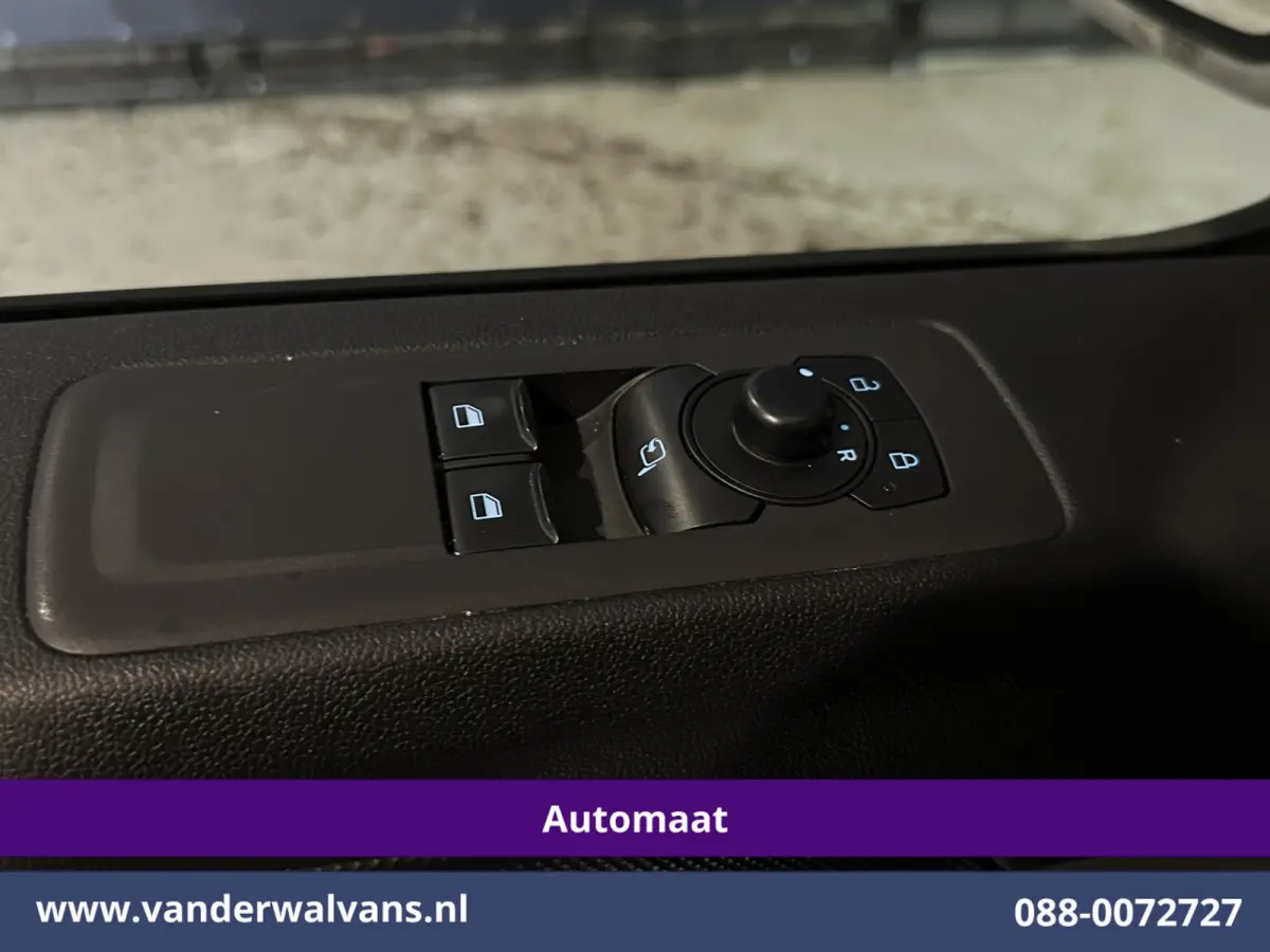 2.0 TDCI 136pk Automaat L1H1 Euro6 Airco | Camera | Apple Carplay | Cruisecontrol | LED | 2740kg trekhaak Android Auto, Parkeersensoren, Verwarmde voorruit, Bijrijdersbank