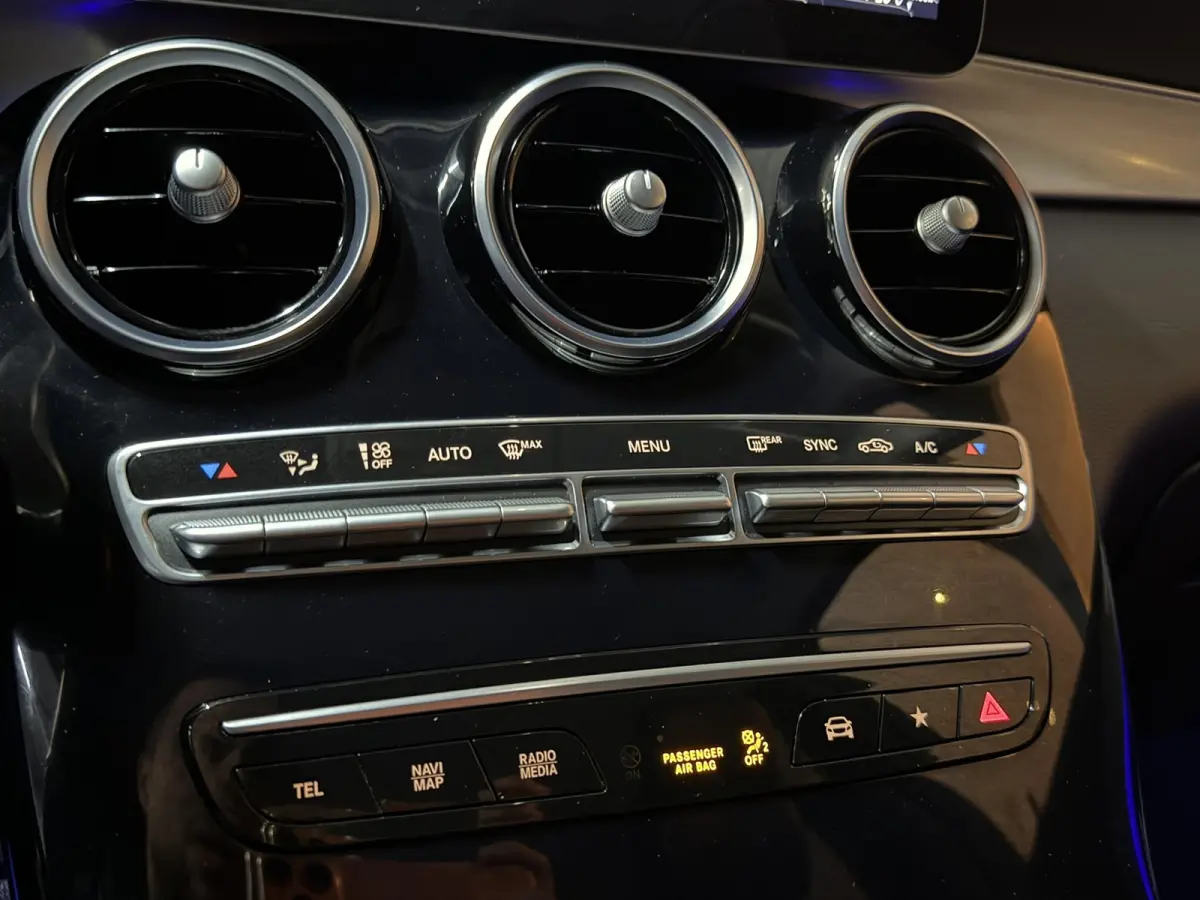 GLC 200 4MATIC Premium|Facelift|Mild-hybrid|Leder|Elek. Stoelen|Digi Cockpit|Sfeer|Camera|Rijklaar