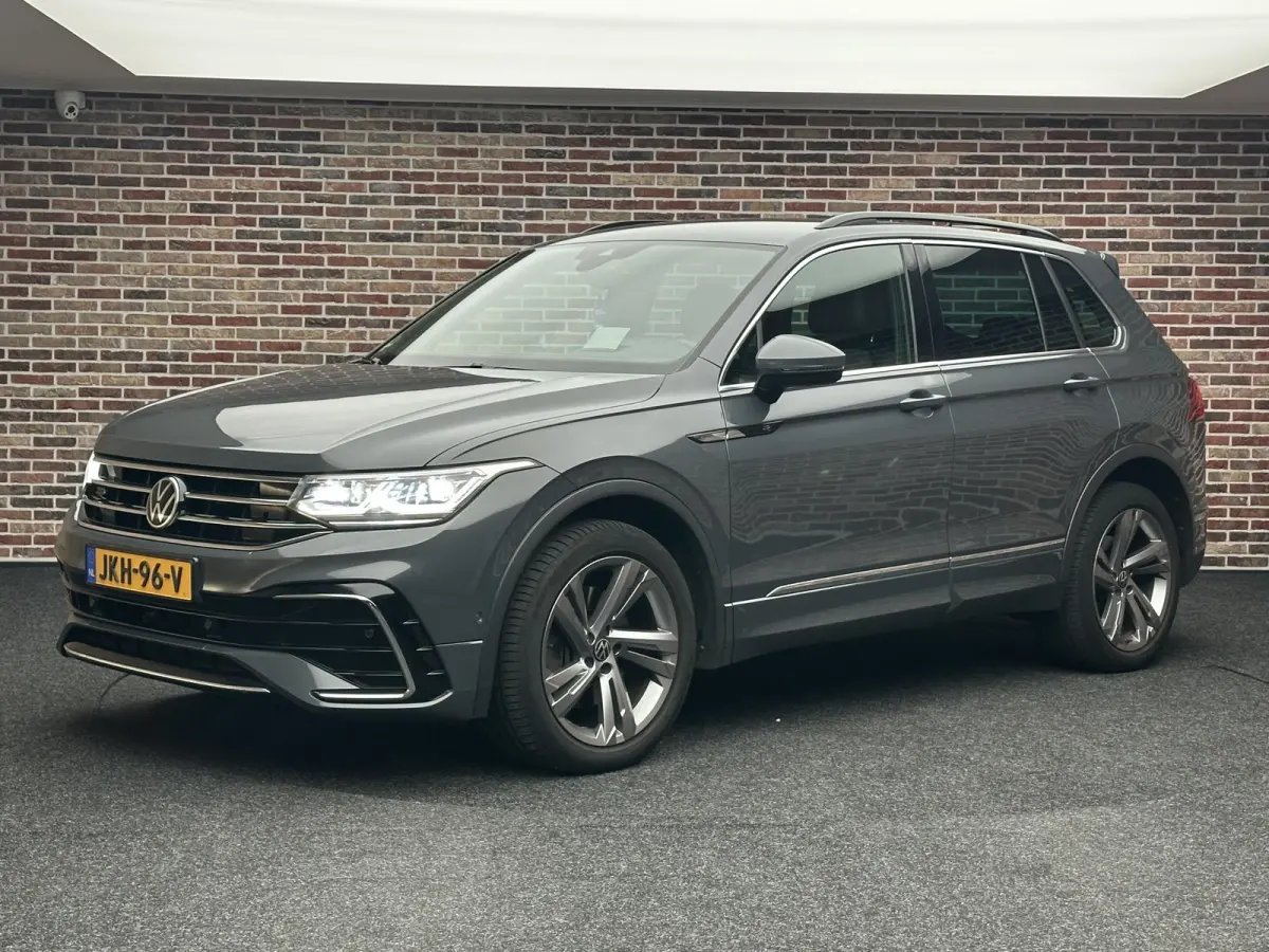 2.0 TSI 4Motion R LINE HEAD UP