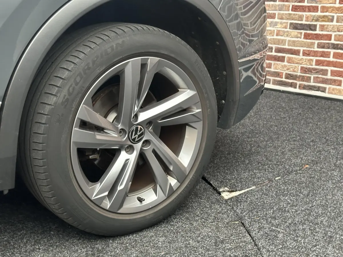 2.0 TSI 4Motion R LINE HEAD UP