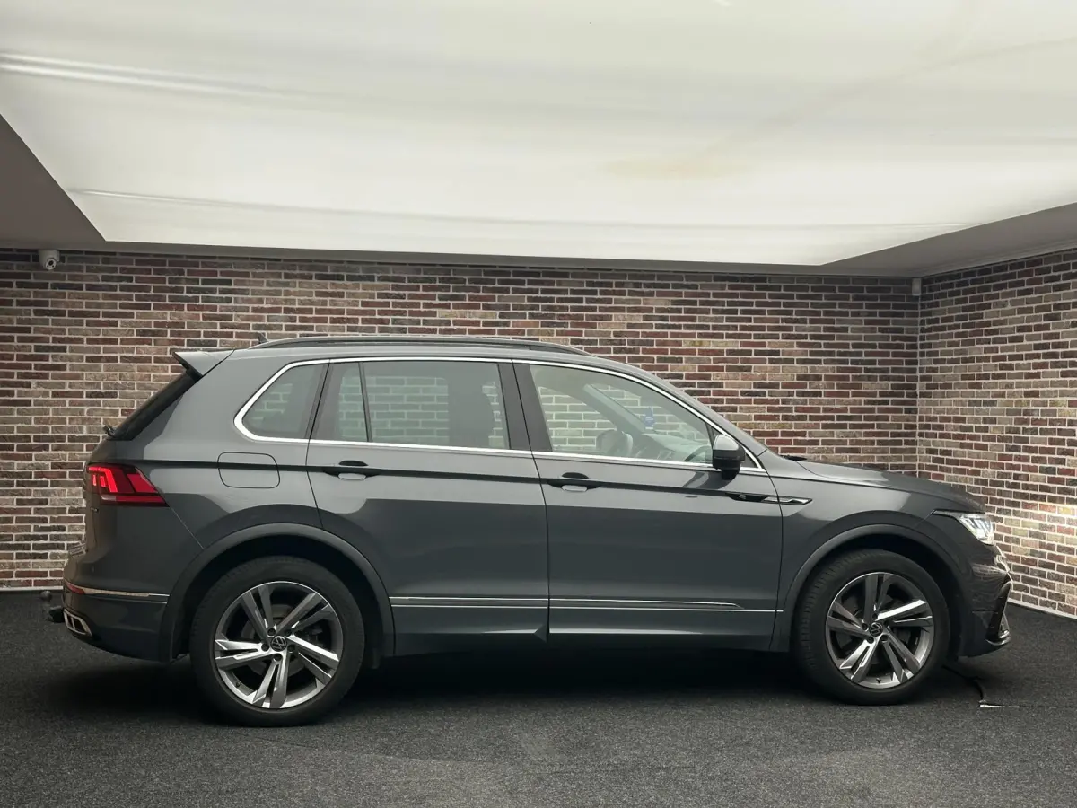 2.0 TSI 4Motion R LINE HEAD UP